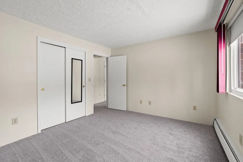 555 Calef Road Manchester NH 03103