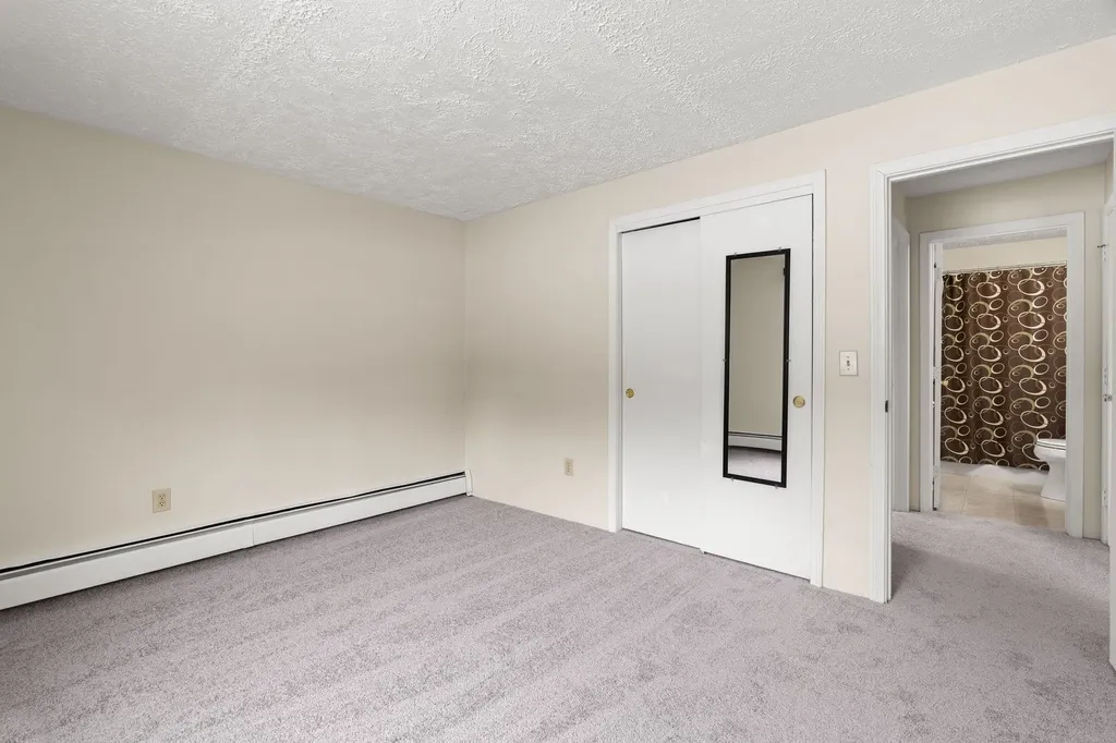 555 Calef Road Manchester NH 03103