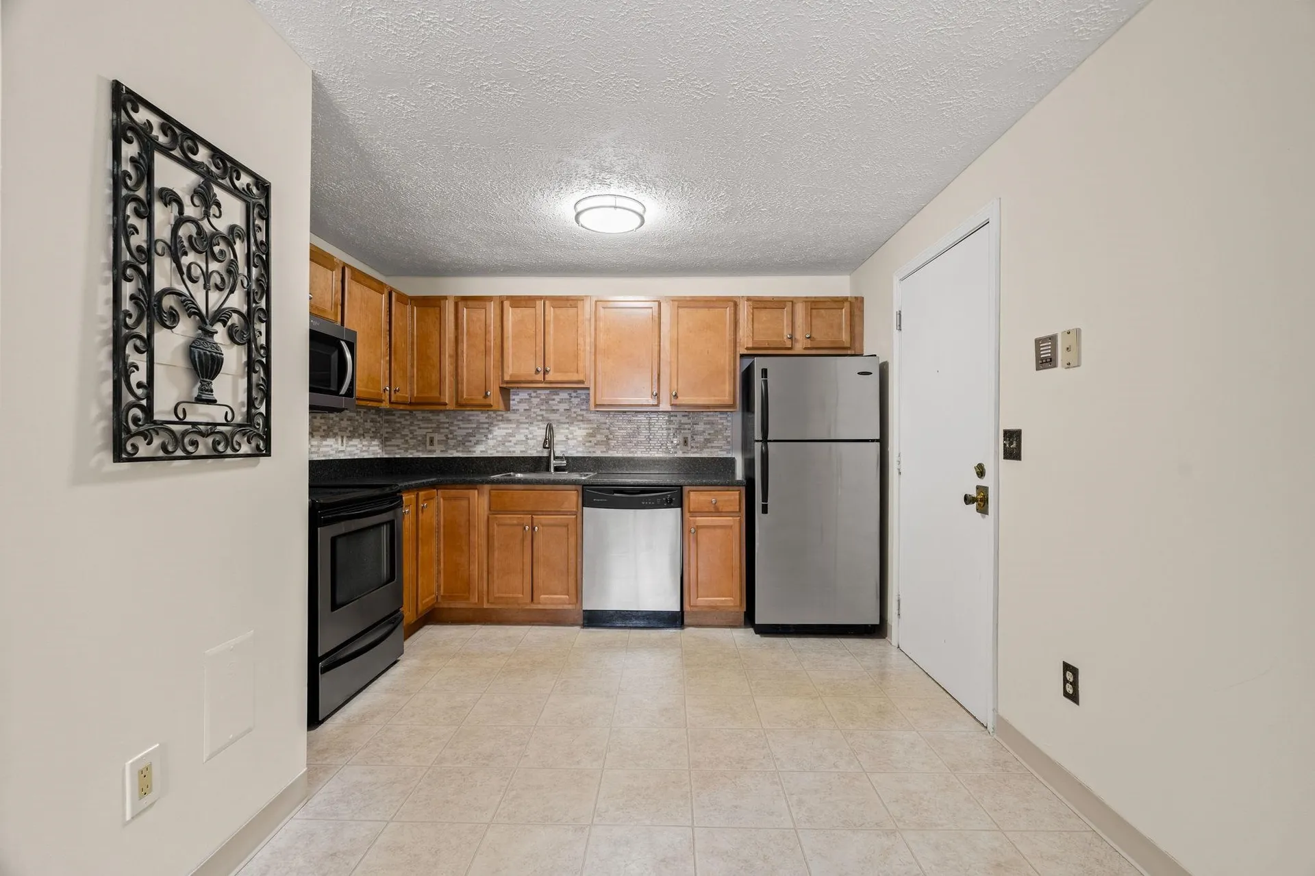 555 Calef Road Manchester NH 03103