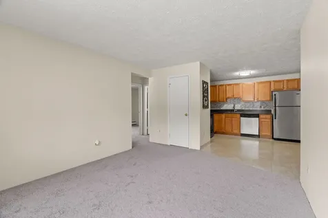 555 Calef Road Manchester NH 03103