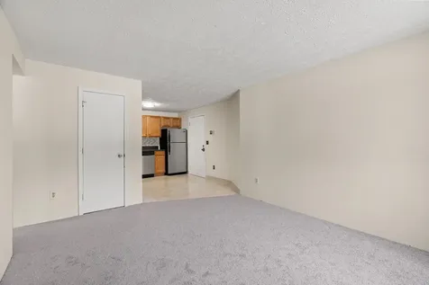 555 Calef Road Manchester NH 03103