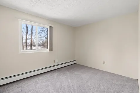 555 Calef Road Manchester NH 03103