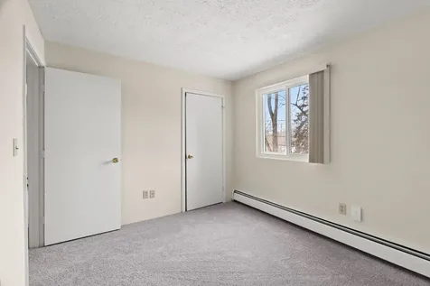 555 Calef Road Manchester NH 03103