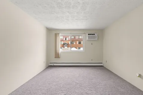 555 Calef Road Manchester NH 03103