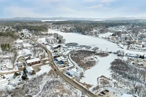 17 Bay Street Wolfeboro NH 03894