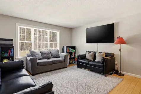 50 Brookside Drive Exeter NH 03833