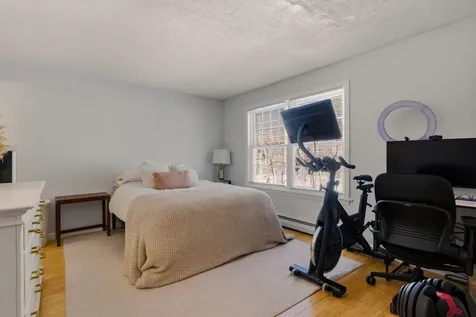 50 Brookside Drive Exeter NH 03833