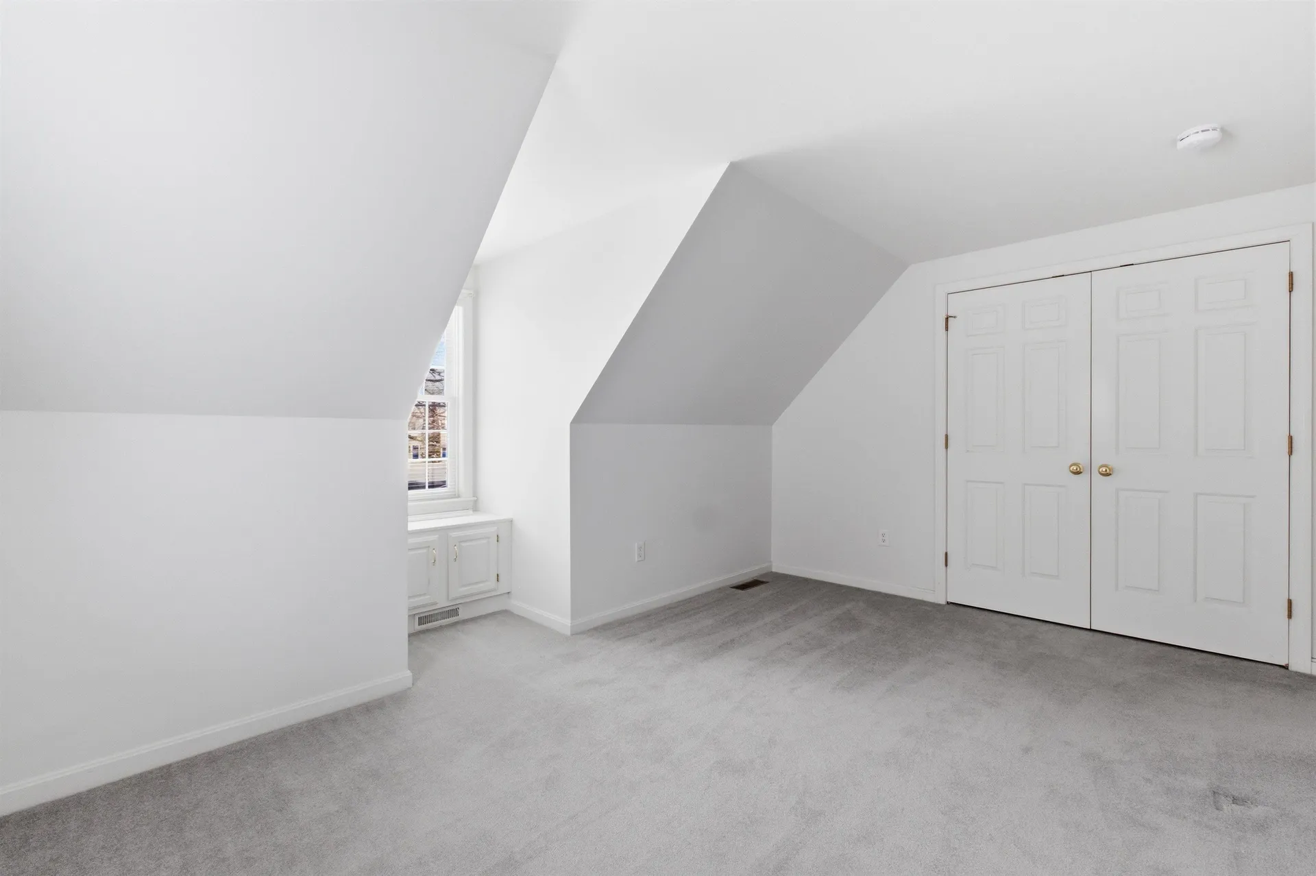 54 Wallingford Terrace Weare NH 03281