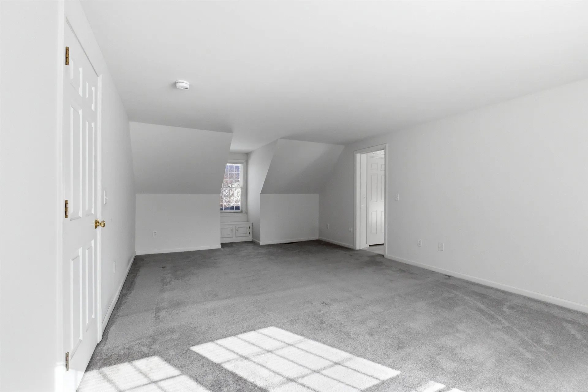 54 Wallingford Terrace Weare NH 03281