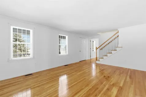 54 Wallingford Terrace Weare NH 03281