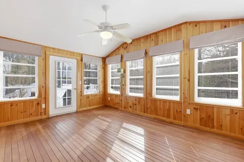 54 Wallingford Terrace Weare NH 03281