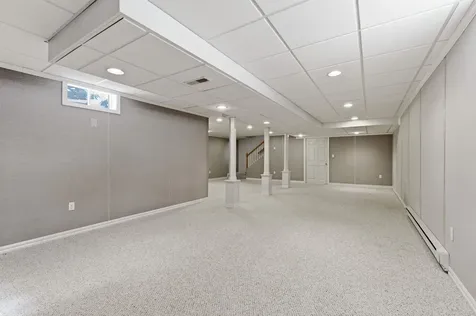 54 Wallingford Terrace Weare NH 03281