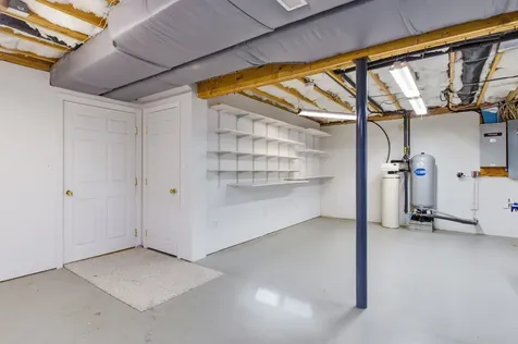 54 Wallingford Terrace Weare NH 03281