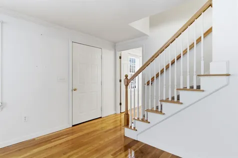 54 Wallingford Terrace Weare NH 03281