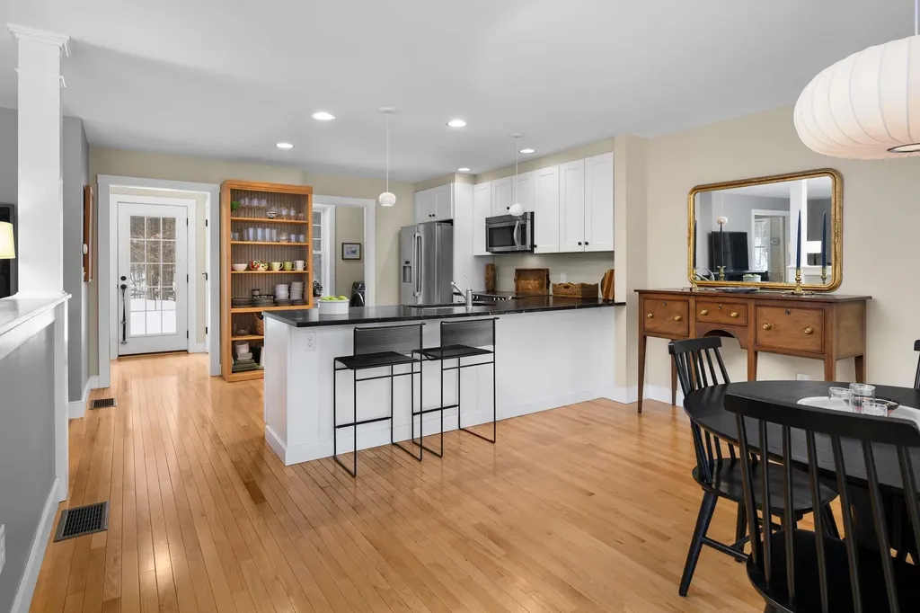 30 Drake Lane Kittery ME 03904