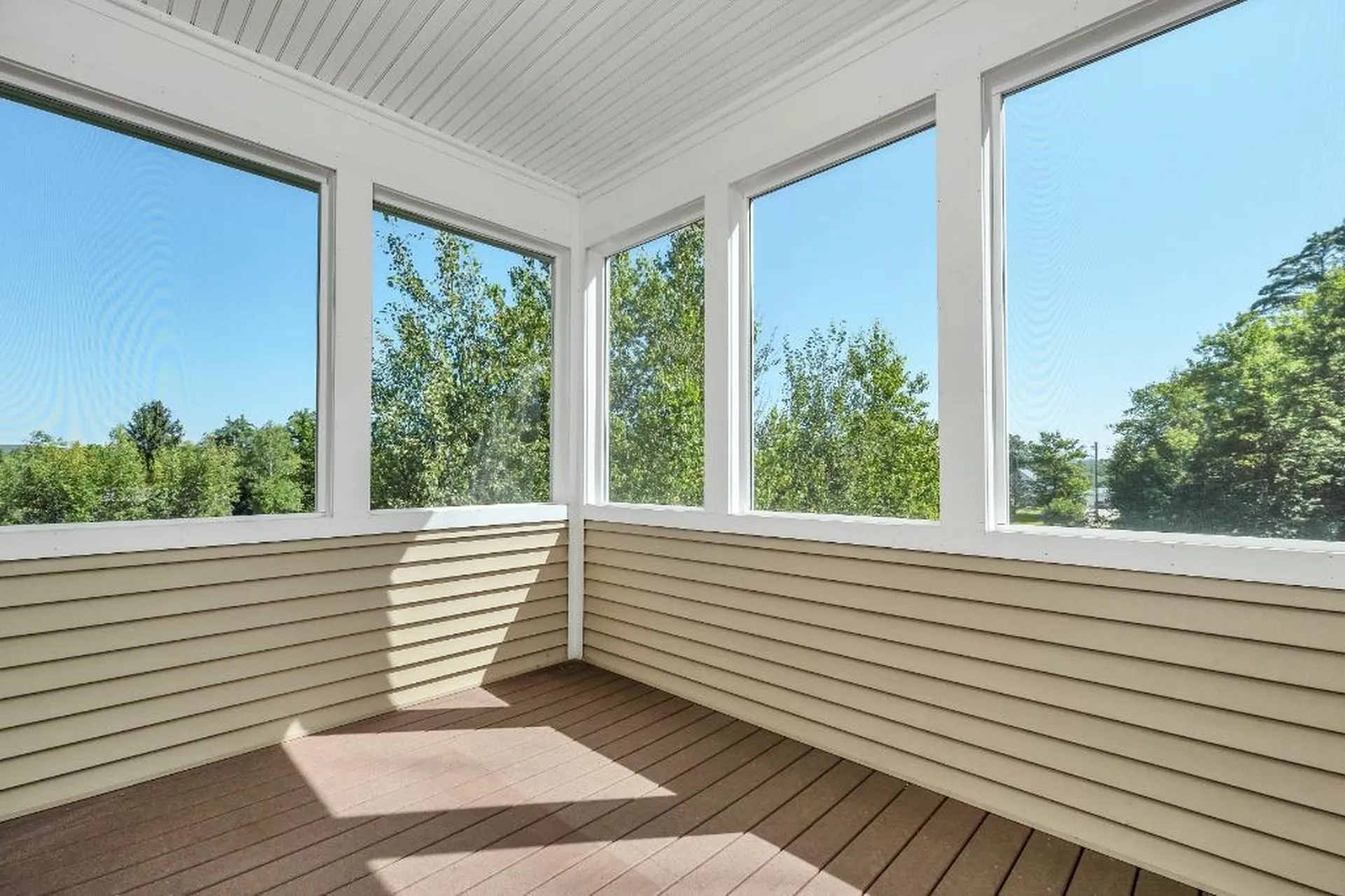 14 Stonehenge Circle Northfield NH 03220