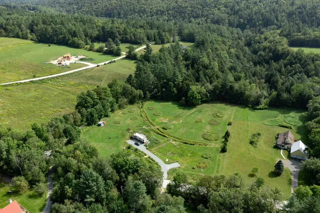 713 South Hill Road Ludlow VT 05149