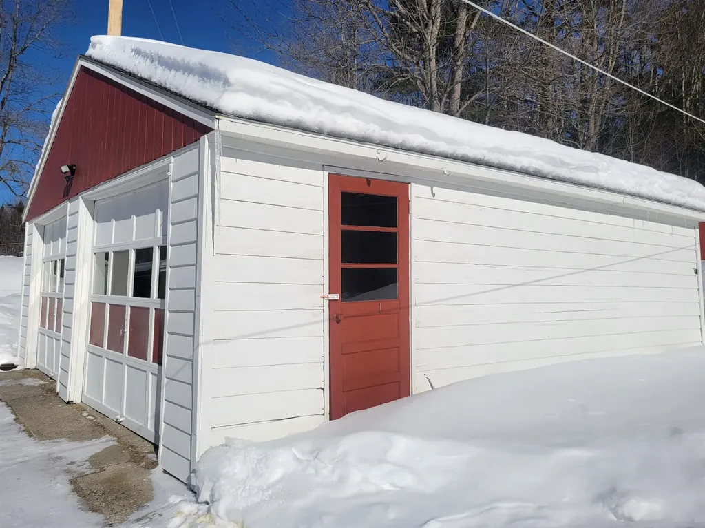 108 W Village Road Milan NH 03588