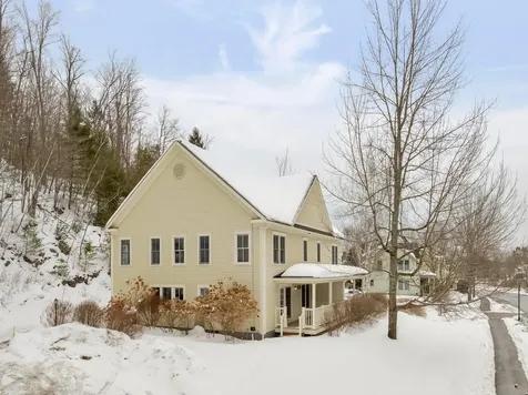 258 Depot Street Stowe VT 05672