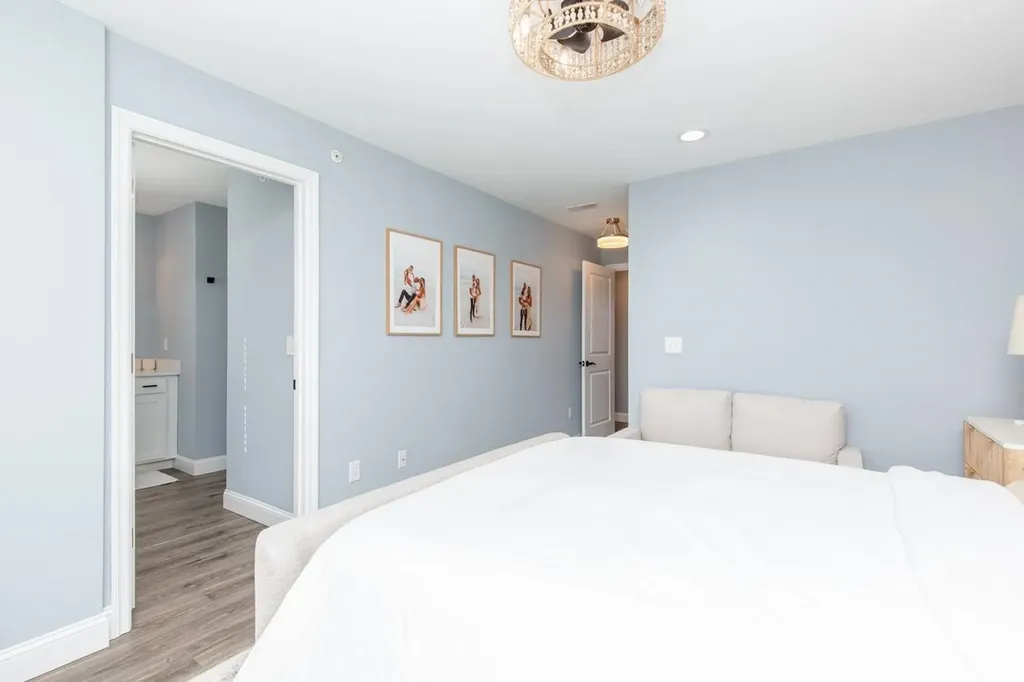 7 Dumaine Avenue Nashua NH 03063