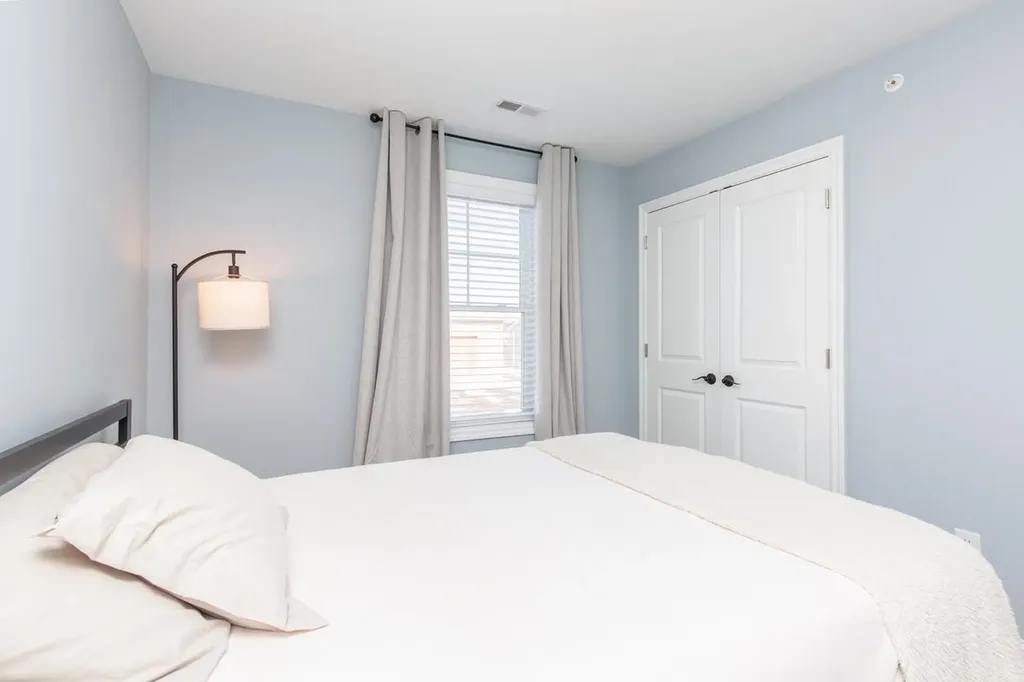 7 Dumaine Avenue Nashua NH 03063