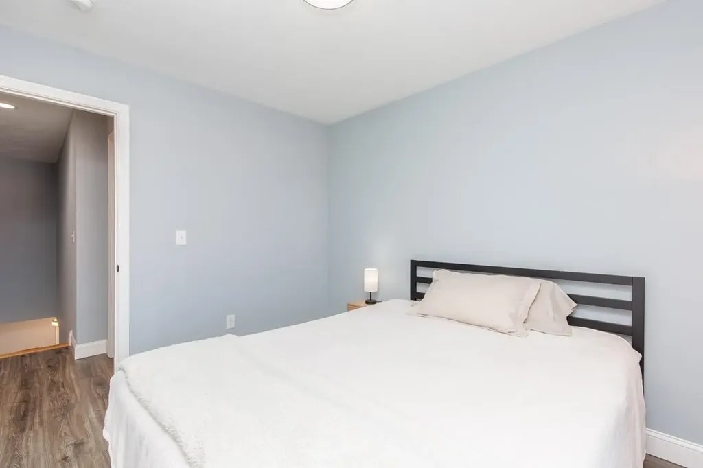 7 Dumaine Avenue Nashua NH 03063