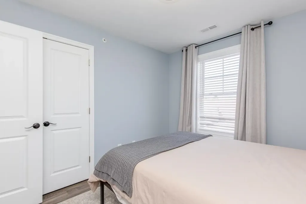 7 Dumaine Avenue Nashua NH 03063