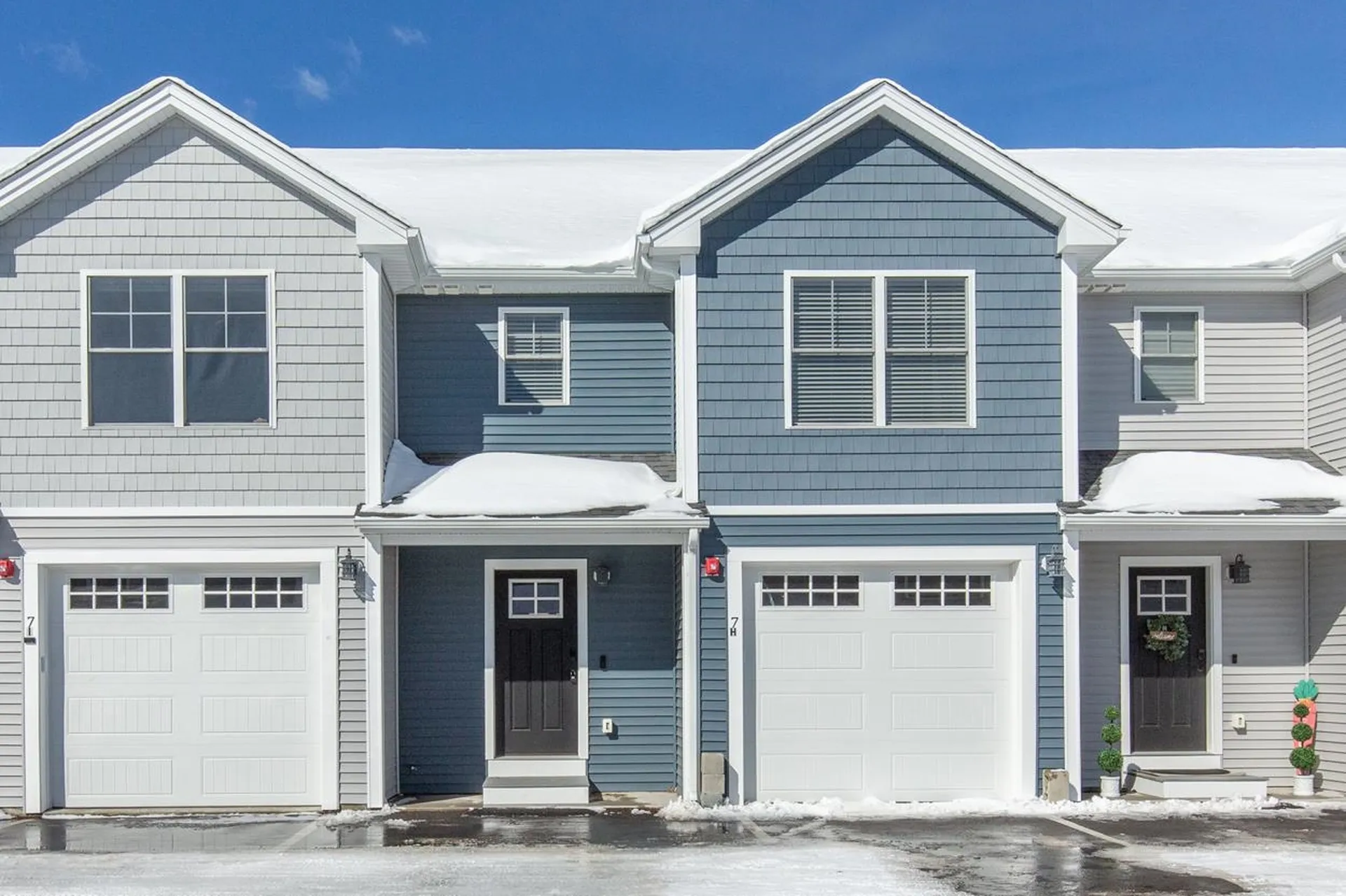 7 Dumaine Avenue Nashua NH 03063