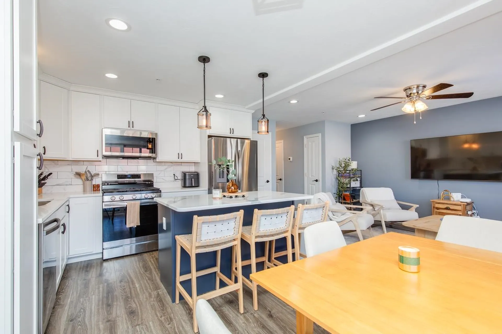 7 Dumaine Avenue Nashua NH 03063