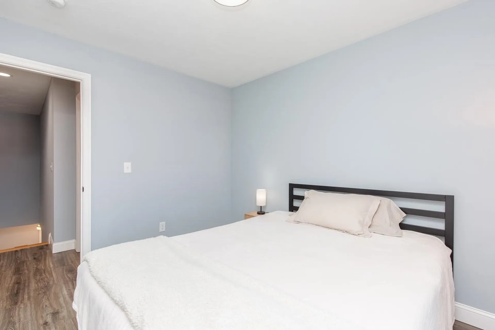 7 Dumaine Avenue Nashua NH 03063