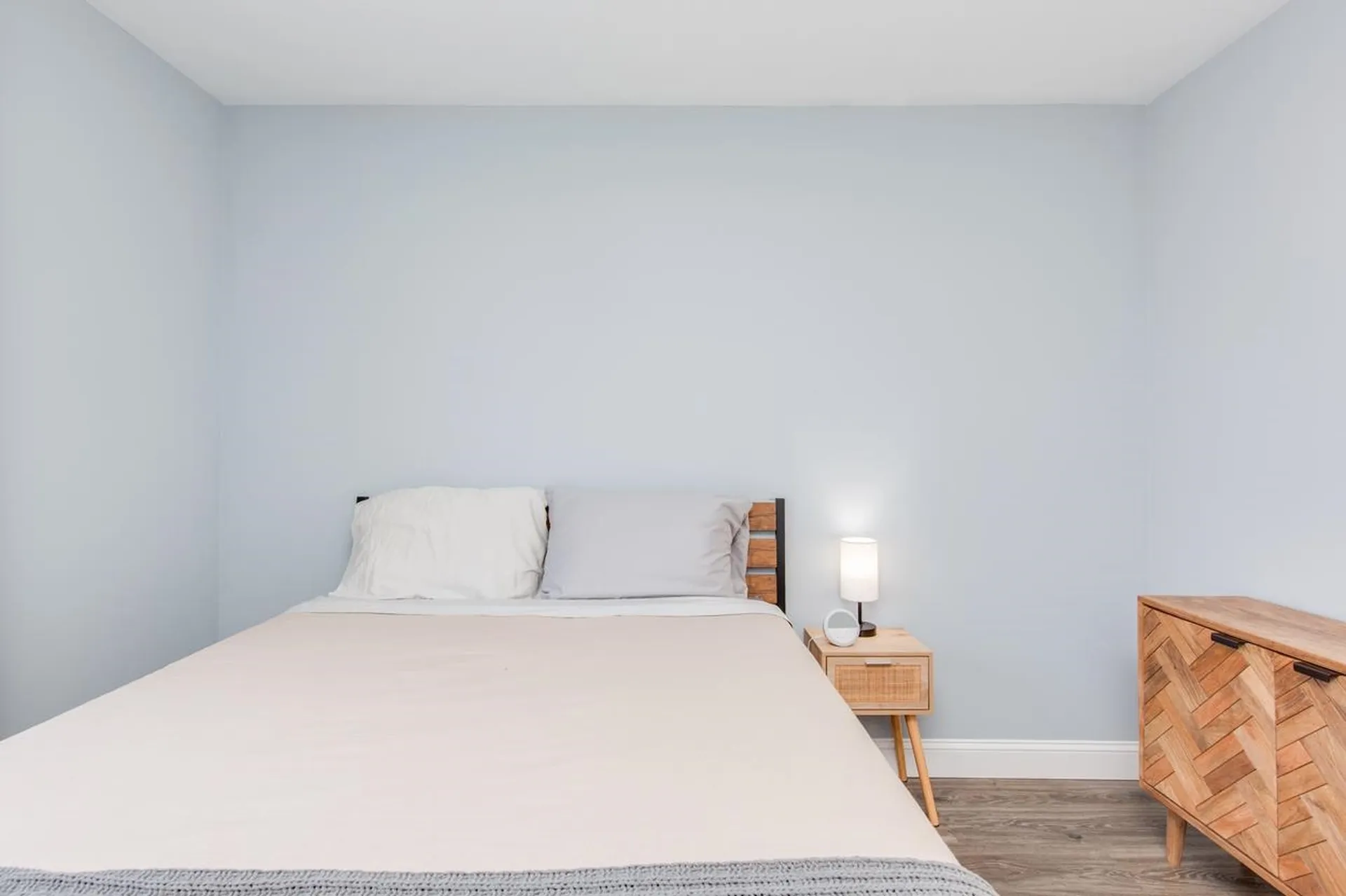 7 Dumaine Avenue Nashua NH 03063