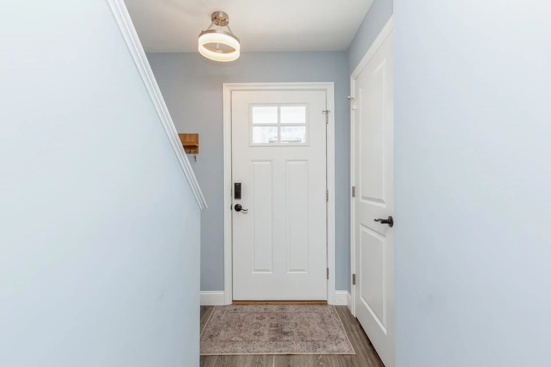 7 Dumaine Avenue Nashua NH 03063