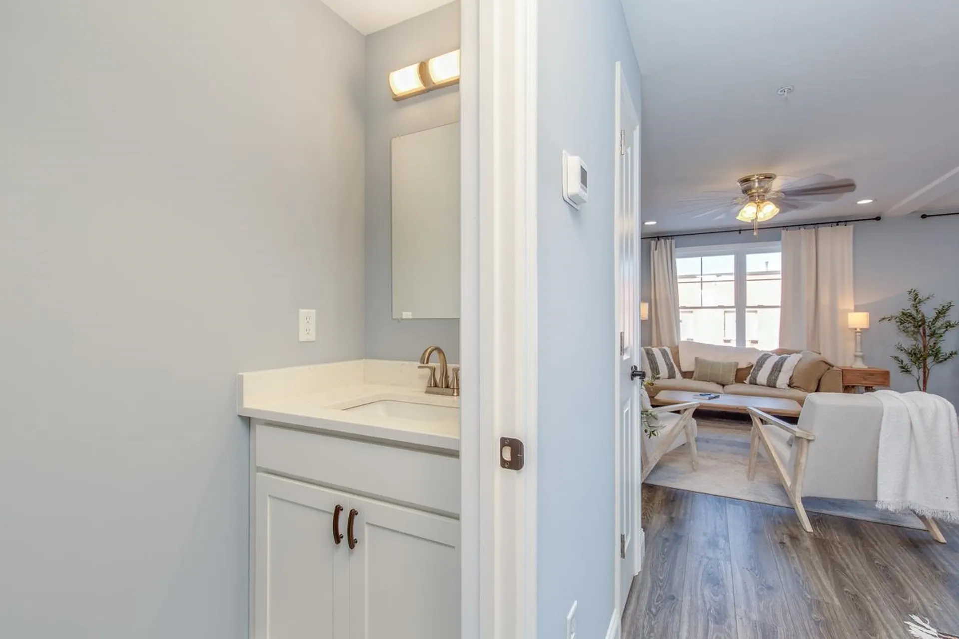 7 Dumaine Avenue Nashua NH 03063