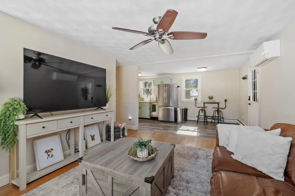 15 Briar Avenue Salem NH 03079