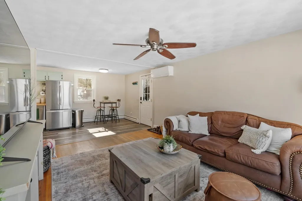 15 Briar Avenue Salem NH 03079