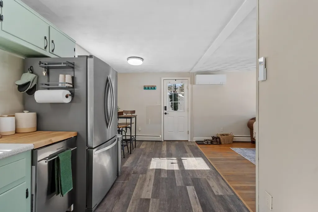 15 Briar Avenue Salem NH 03079