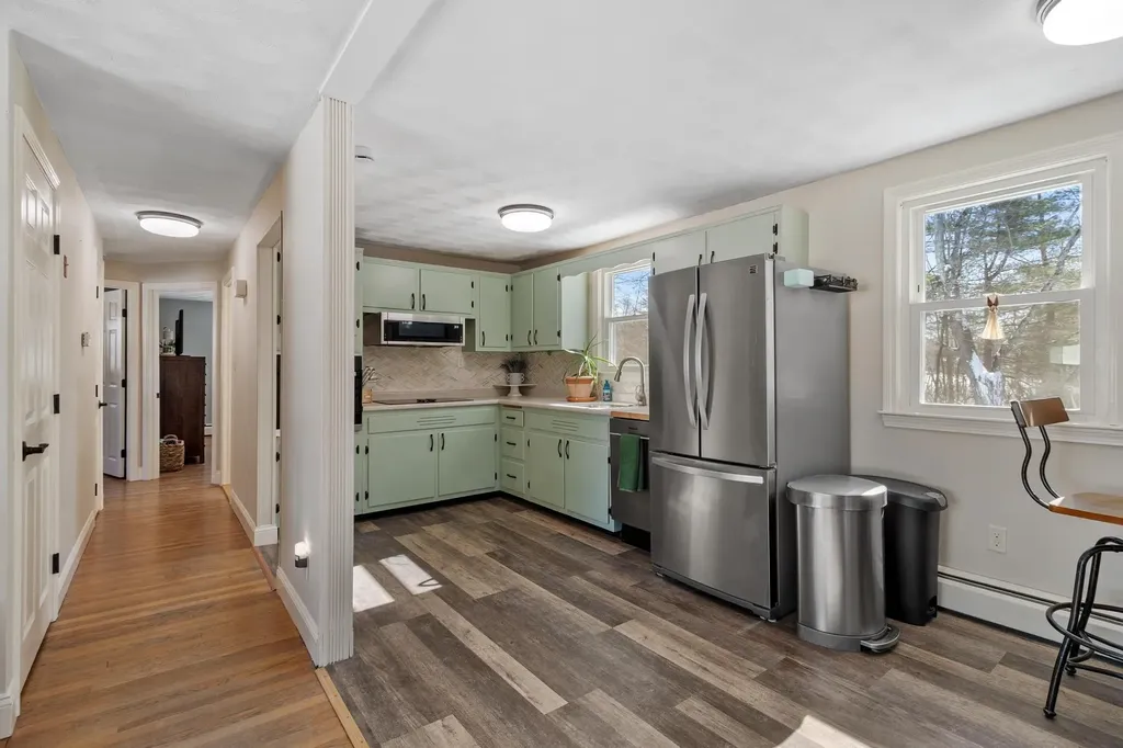 15 Briar Avenue Salem NH 03079