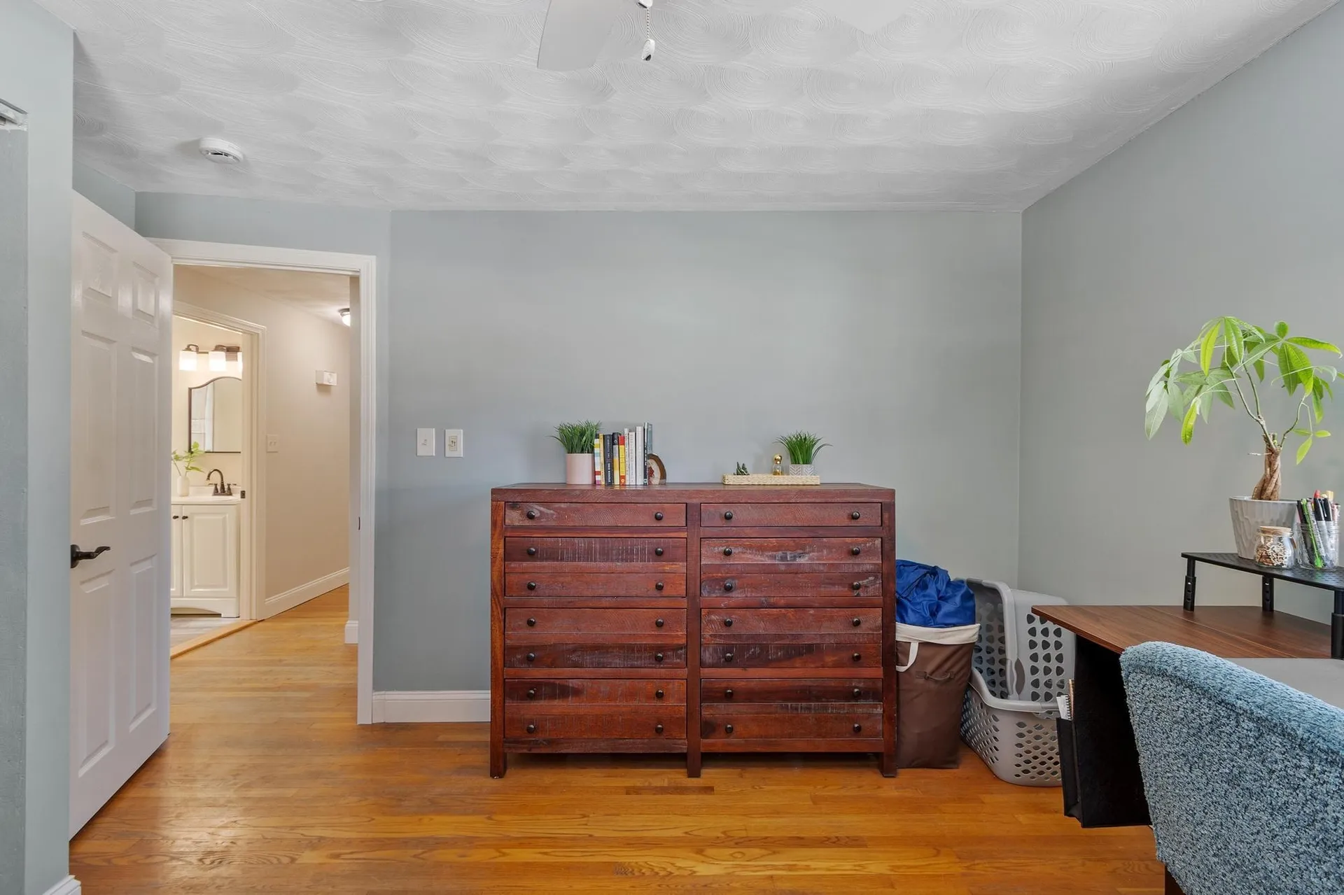 15 Briar Avenue Salem NH 03079