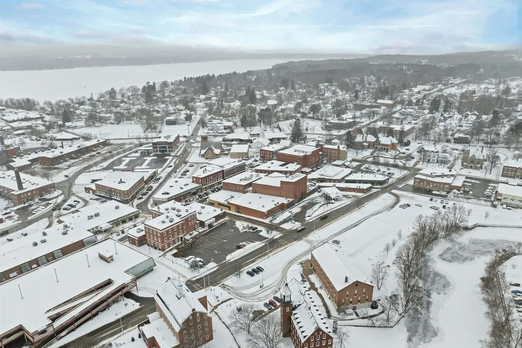 601 Main Street Laconia NH 03246