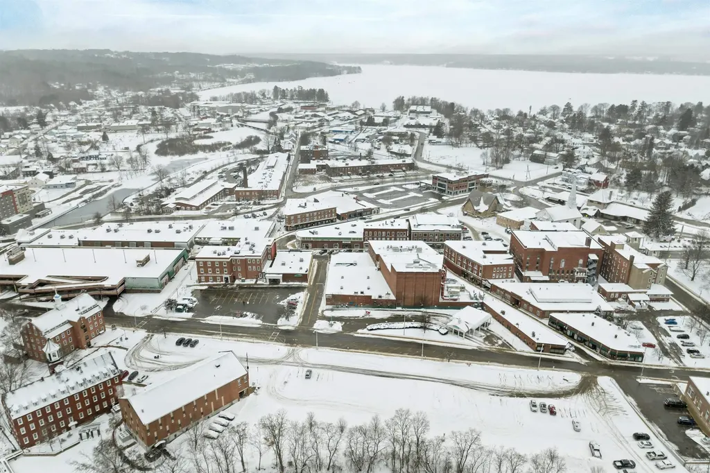 601 Main Street Laconia NH 03246