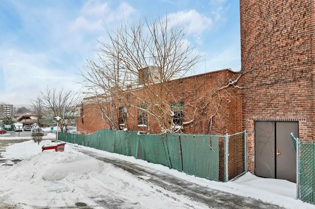 601 Main Street Laconia NH 03246