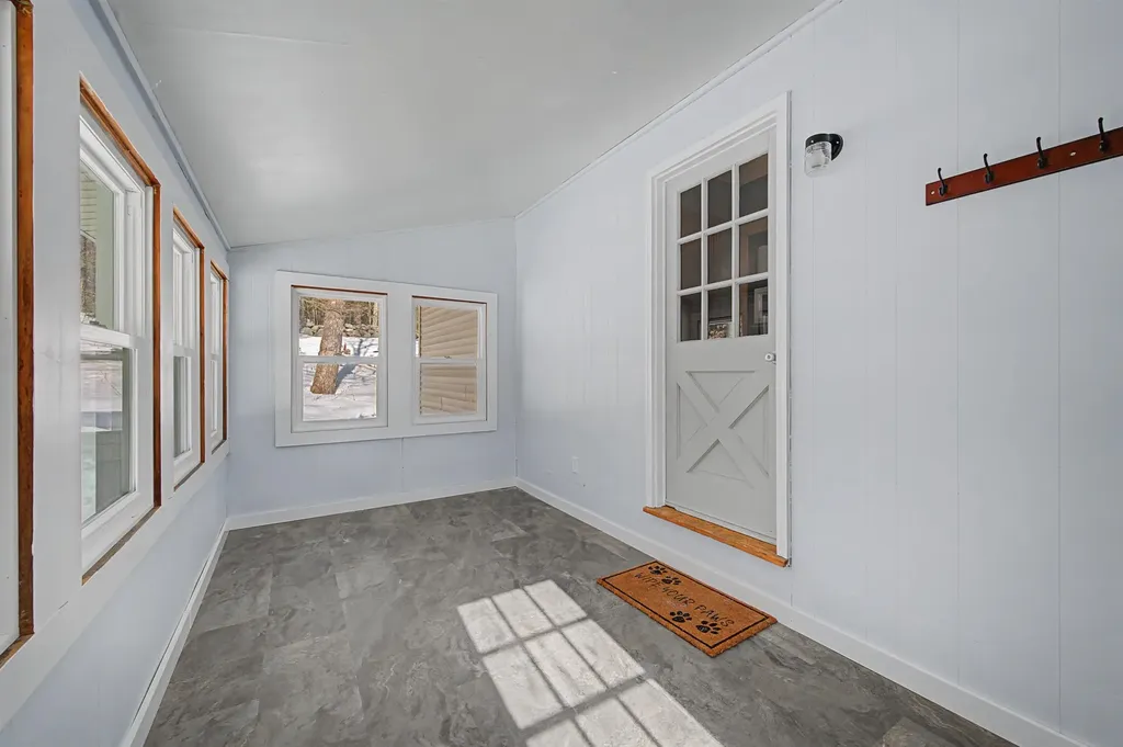 31 Elkins Hill Road Andover NH 03216