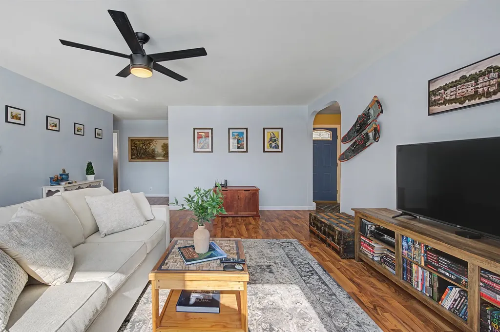 31 Elkins Hill Road Andover NH 03216