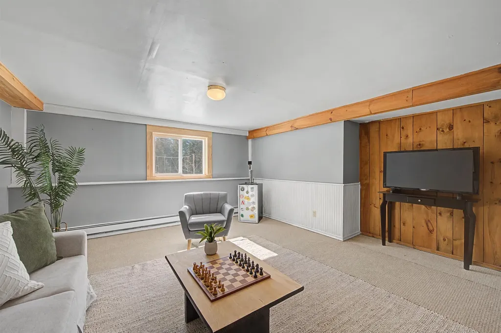 31 Elkins Hill Road Andover NH 03216