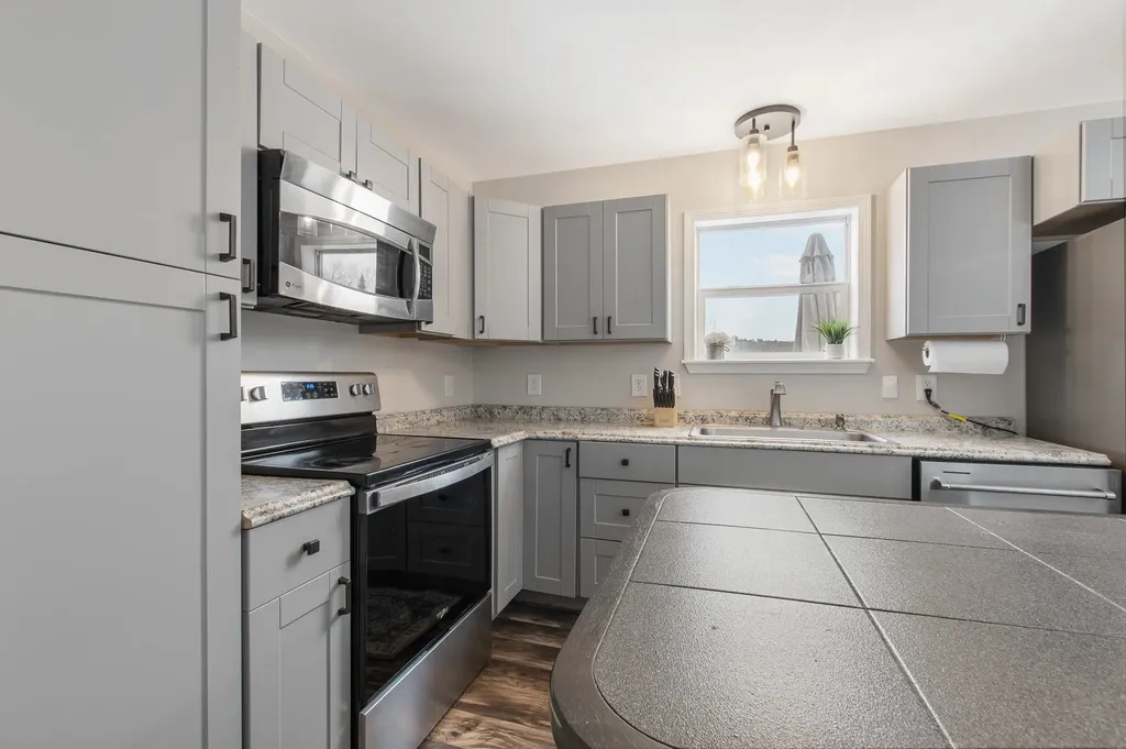 752 Houghton Bridge Road St. Johnsbury VT 05819