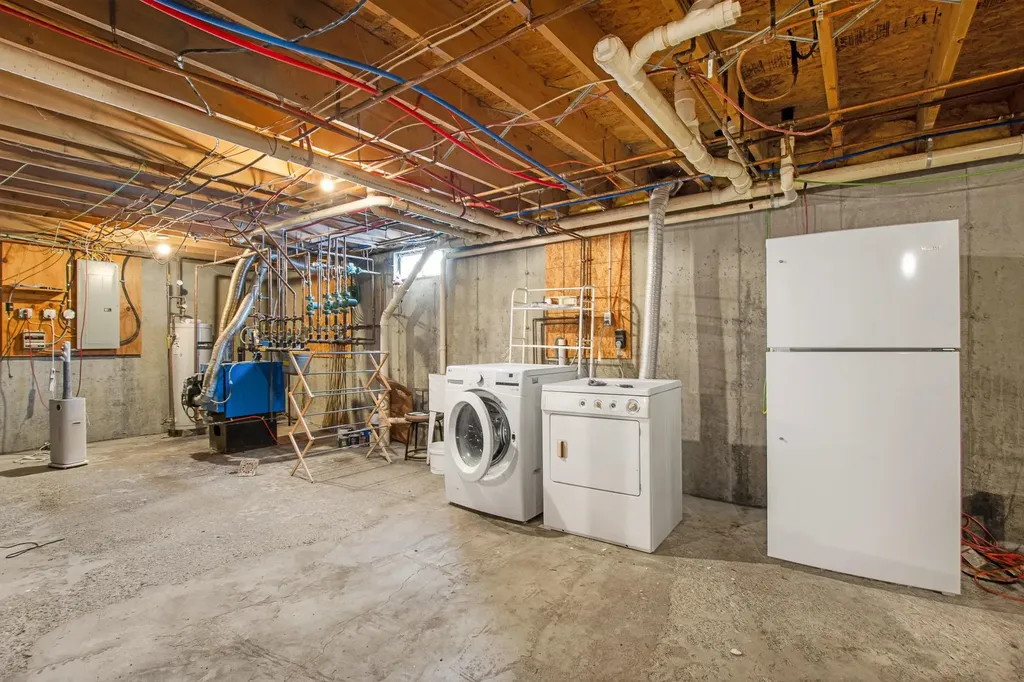 752 Houghton Bridge Road St. Johnsbury VT 05819