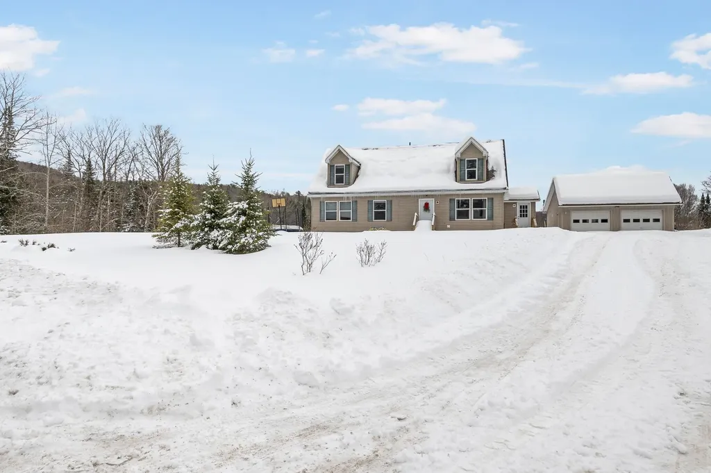 752 Houghton Bridge Road St. Johnsbury VT 05819