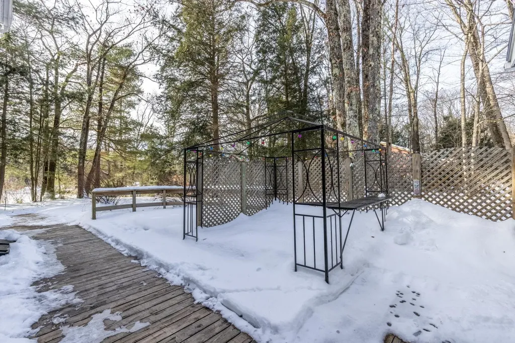 4 Linden Lane Essex VT 05452