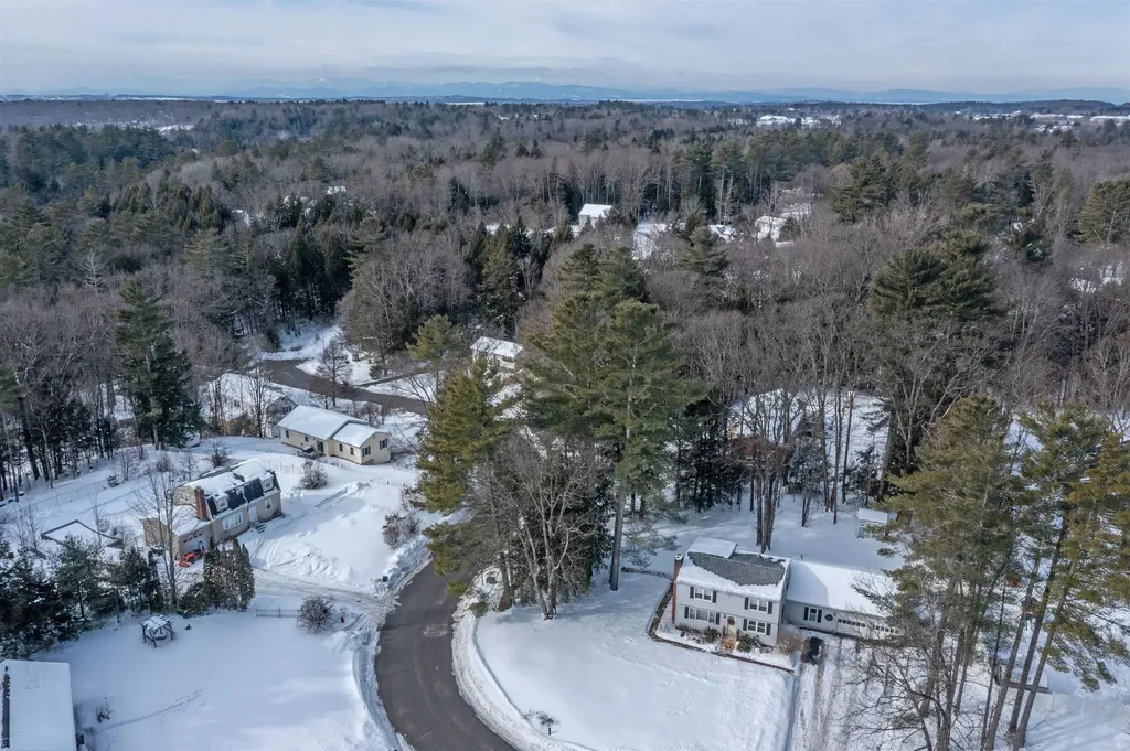 4 Linden Lane Essex VT 05452