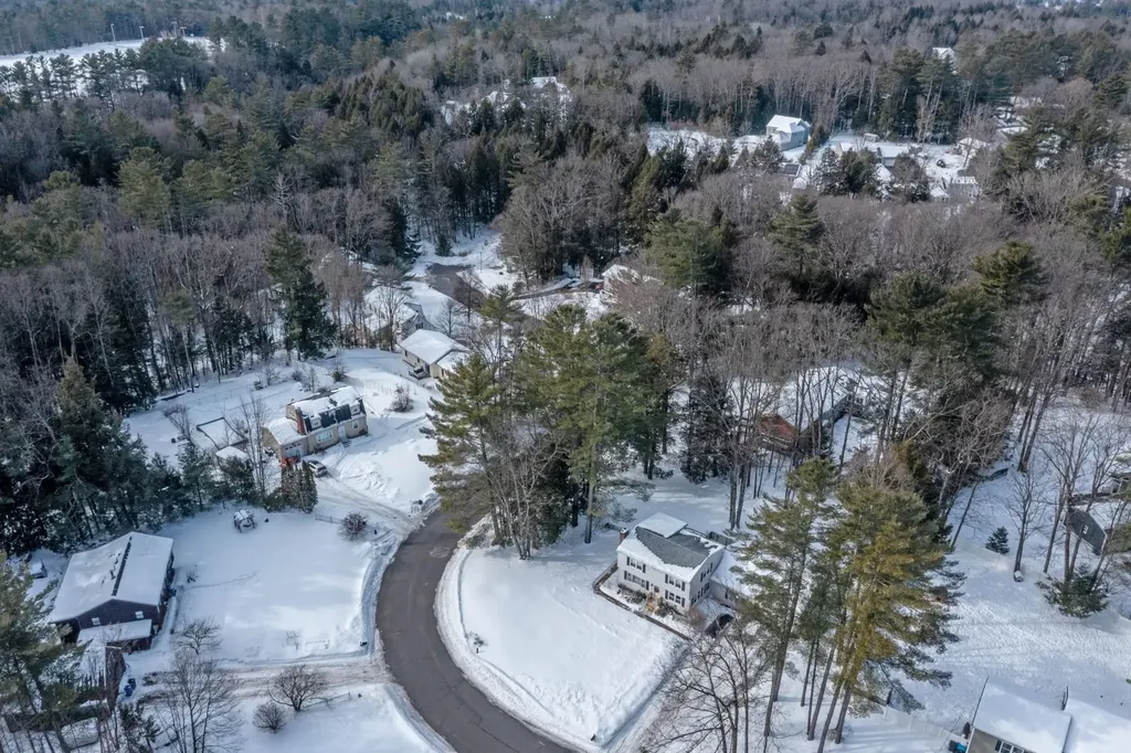 4 Linden Lane Essex VT 05452